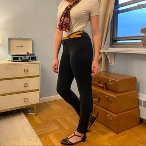 Old Navy Pixie Pants in Black